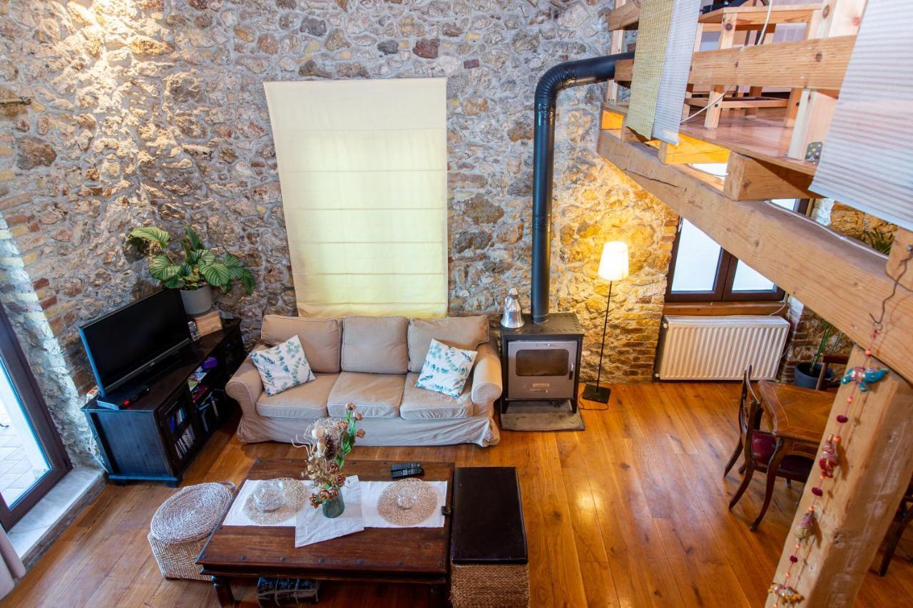 Seaview Stone Apartment In Ipsos Beach Eksteriør billede