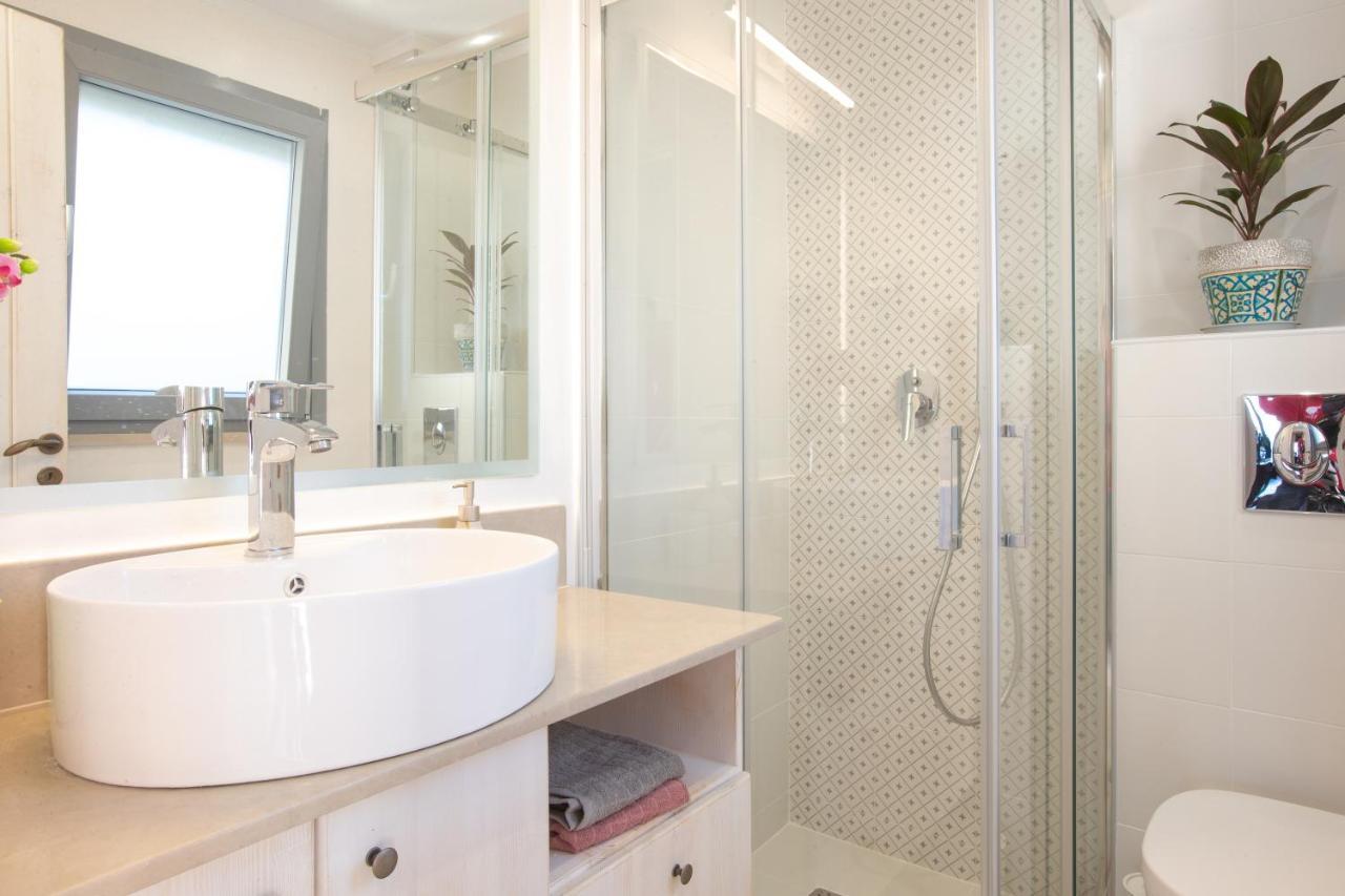 Seaview Stone Apartment In Ipsos Beach Eksteriør billede